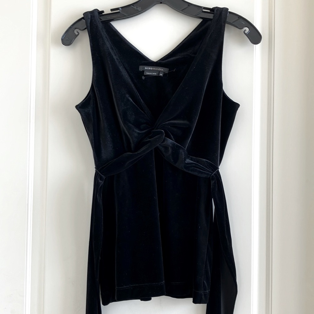 Never worn BCBGMaxazria velvet top